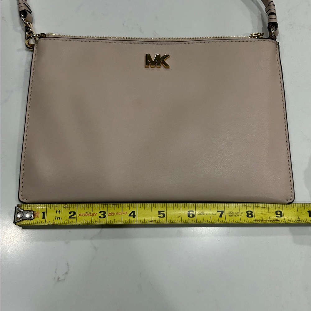 Michael Kors Blush Shoulder/Wristlet Bag with Gold Logo - Picture 8 of 9